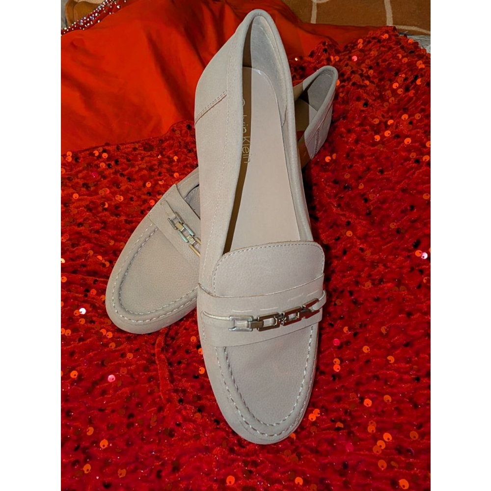 Calvin Klein Beige Loafers Size 10, women's - Picture 2 of 7